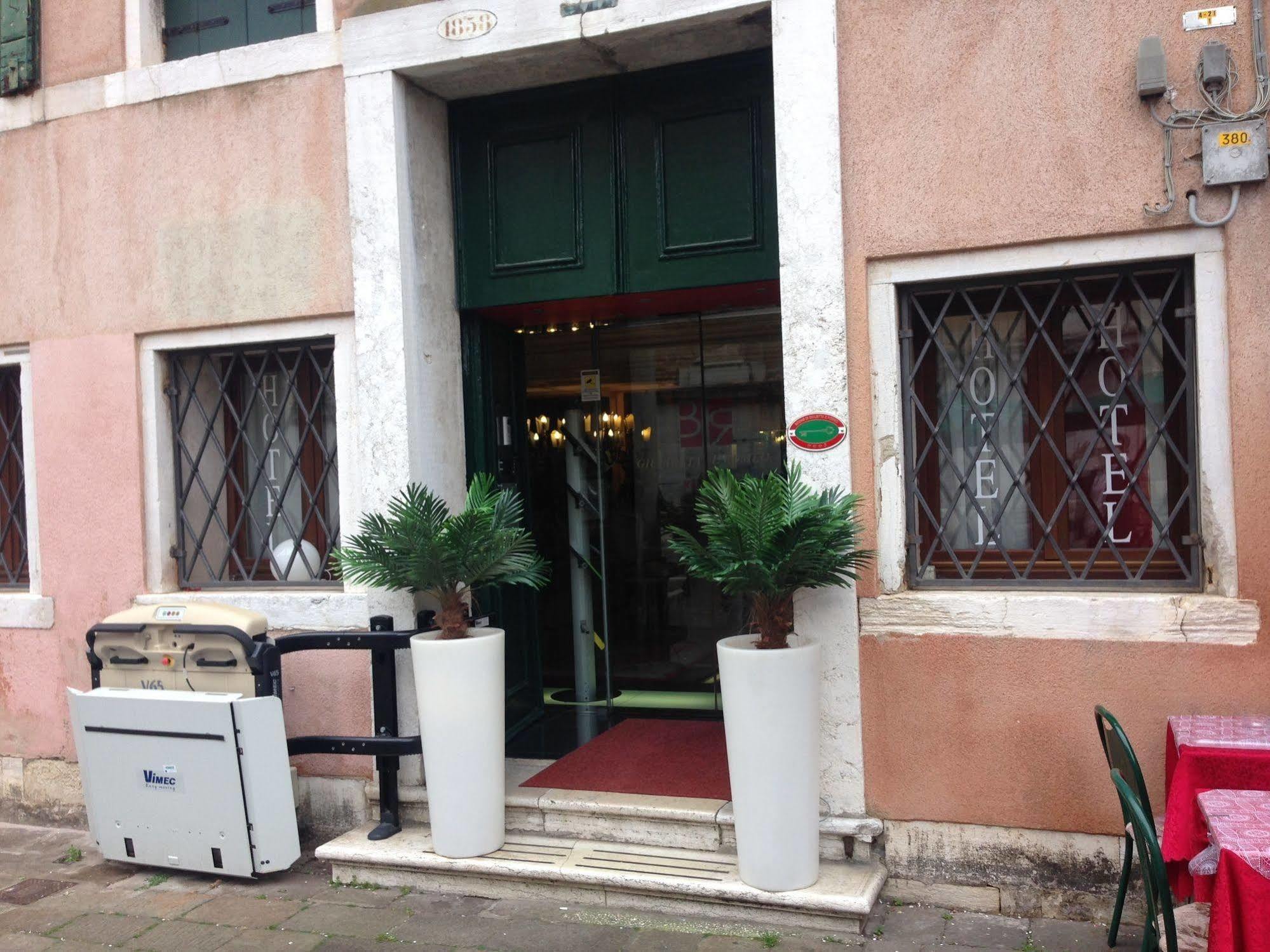 Sogno Di Giulietta E Romeo Hotel Венеция Екстериор снимка